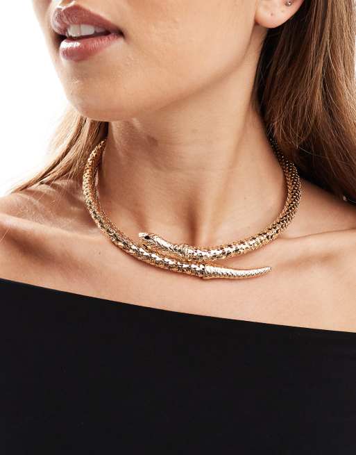 ASOS DESIGN - Choker in torque-stijl met slangontwerp in goudkleur