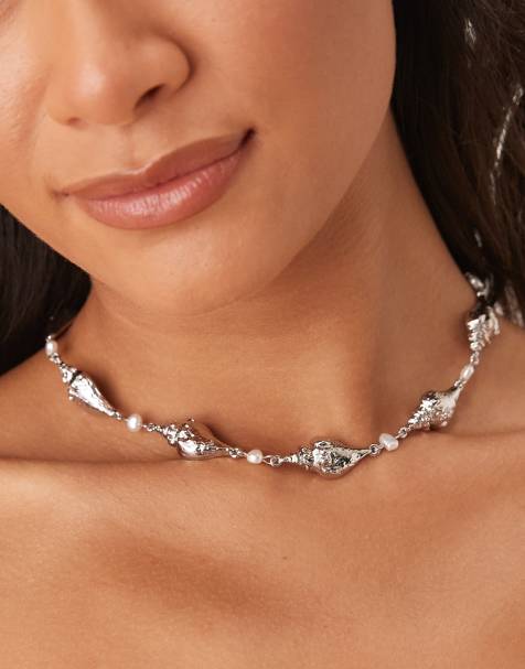 ASOS DESIGN choker necklace with conch shell design in silver tone - view 1