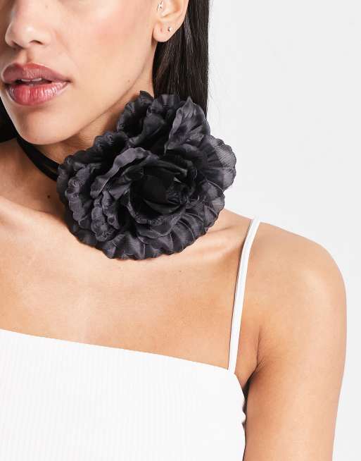 https://images.asos-media.com/products/asos-design-choker-necklace-with-corsage-flower-and-tie-detail-in-black/204157495-1-black?$n_640w$&wid=513&fit=constrain