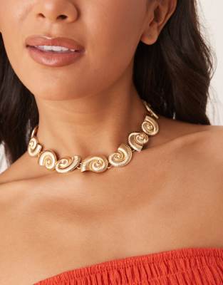 Asos Design Choker Necklace With Faux Shell Details In Gold