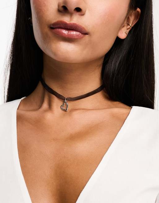 ASOS Ditsy Neckchain In Black String With Tooth Pendant