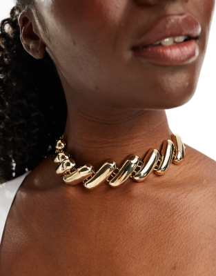 ASOS DESIGN choker necklace with ribbed design in gold tone