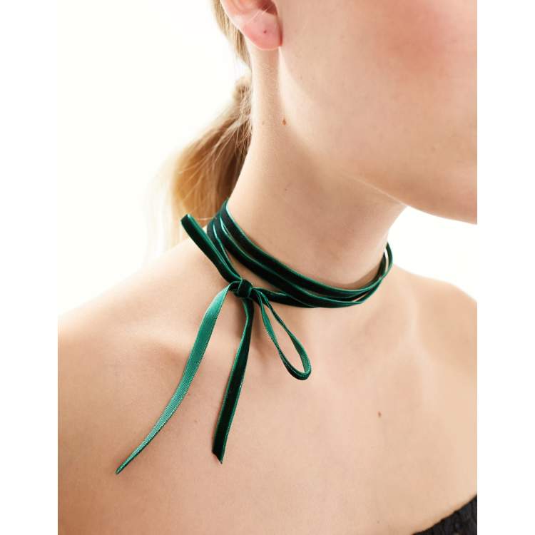 ASOS DESIGN choker with green velvet and bow design