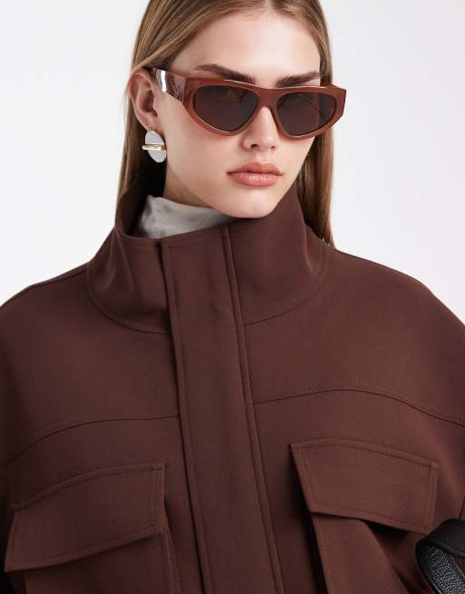 ASOS DESIGN – Chokladbrun, figursydd militärjacka med påsydda fickor, 3 av 4