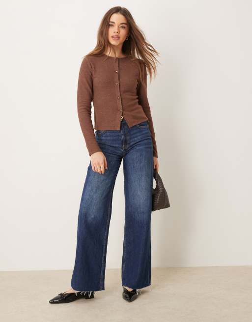 ASOS DESIGN – Chokladbrun kofta i krympt, borstad design, 3 av 4