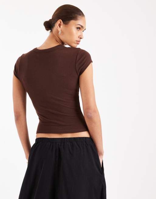 ASOS DESIGN – Chokladbrun, krympt och mjuk t-shirt i lång modell, 3 av 4