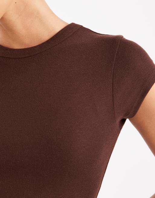 ASOS DESIGN – Chokladbrun, krympt och mjuk t-shirt i lång modell, 4 av 4