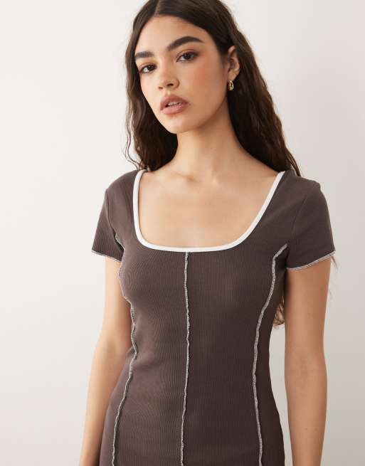 ASOS DESIGN – Chokladbrun maxiklänning med holkärmar och dekorativ söm, 4 av 4