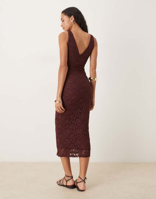 ASOS DESIGN – Chokladbrun maxiklänning med v-ringning i spets, 4 av 4