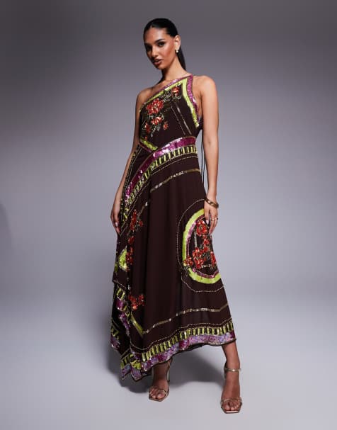 ASOS DESIGN – Chokladbrun maxiklänning med vid kjol, utsmyckade blommor och scarfdetalj - view 1