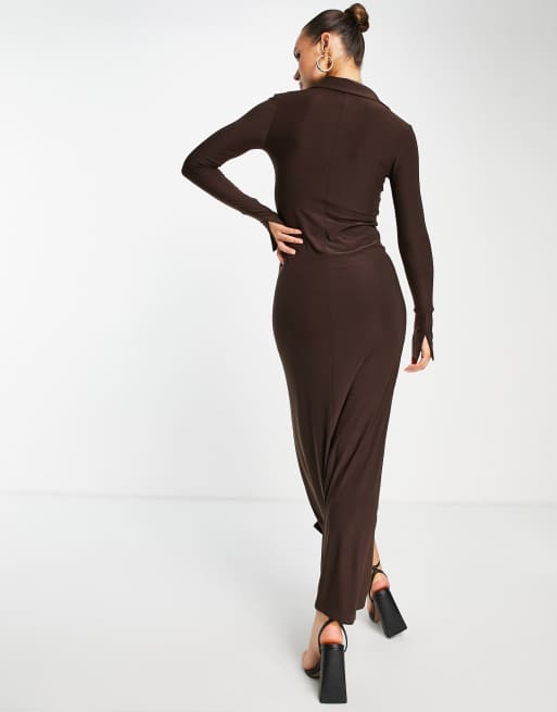 ASOS DESIGN – Chokladbrun skjortklänning i maxilängd med lång ärm och följsam passform, 3 av 4