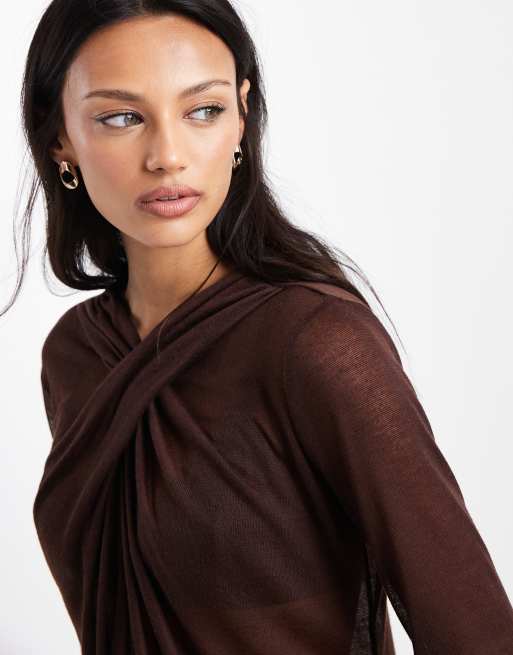 ASOS DESIGN – Chokladbrun, stickad, halvskir topp med långa ärmar och draperad ringning, 4 av 4