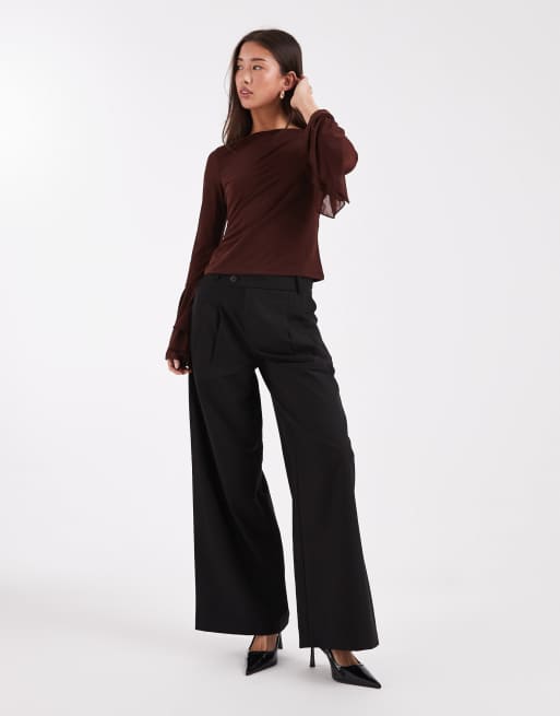 ASOS DESIGN – Chokladbrun topp med långa ärmar med dramatisk design av mesh, 2 av 4