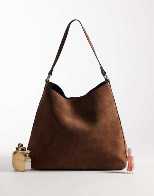 ASOS DESIGN – Chokladbrun toteväska i mocka med metalldetalj, 2 av 4