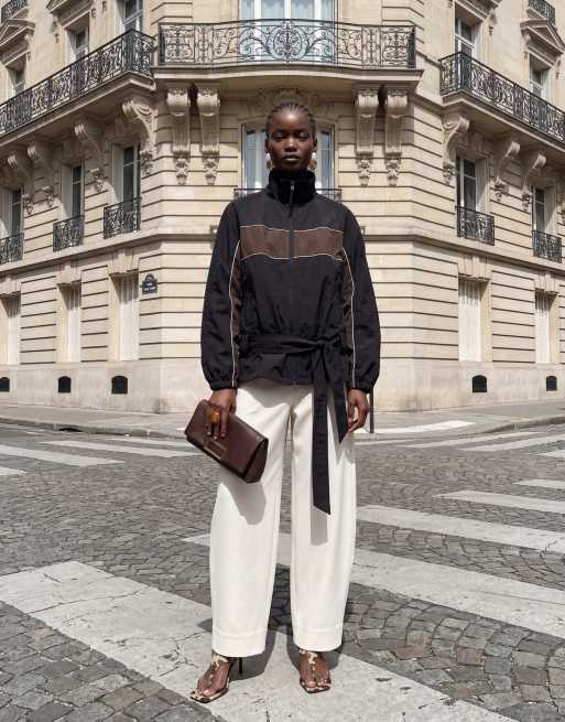 ASOS DESIGN – Chokladbrun träningsjacka med hängande skärp och ståkrage, 11 av 11