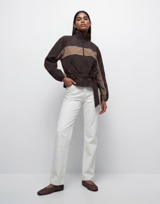 ASOS DESIGN – Chokladbrun träningsjacka med hängande skärp och ståkrage, 9 av 11