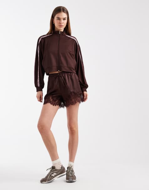 ASOS DESIGN – Chokladbrun träningsoverall i trikå med spetsdetaljer - view 1