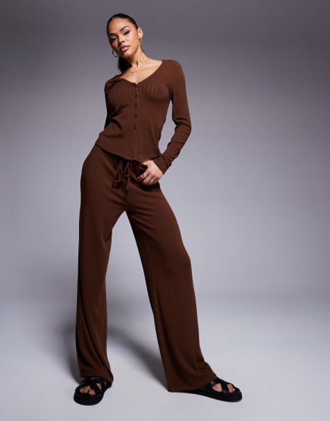 ASOS DESIGN – Chokladbruna, bredribbade byxor med vida ben, del av set - view 1