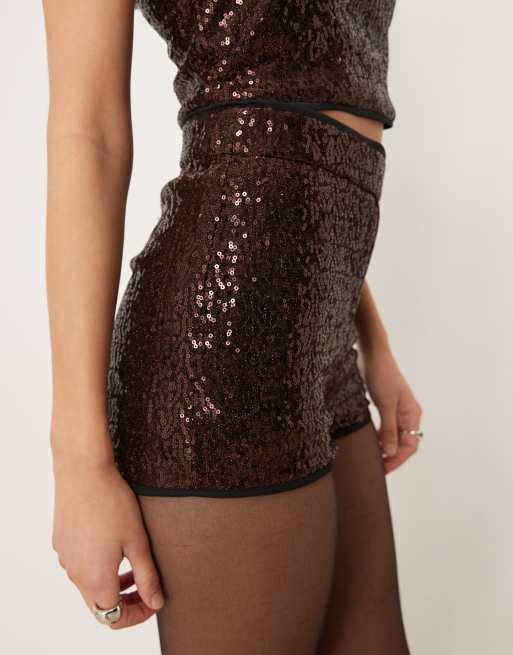 ASOS DESIGN – Chokladbruna, figursydda mikroshorts med paljetter, del av set, 3 av 4