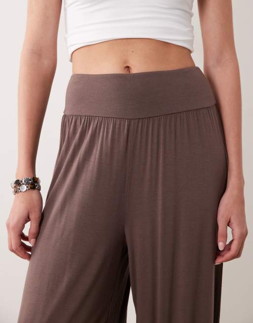 ASOS DESIGN – Chokladbruna, lätta byxor i jersey med ballongben, 3 av 5