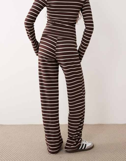 ASOS DESIGN – Chokladbruna, randiga, ribbade byxor med vida ben, del av set, 5 av 5