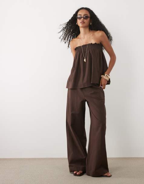 ASOS DESIGN – Chokladbrunt set i linnemix med smockad bandeau-topp - view 1
