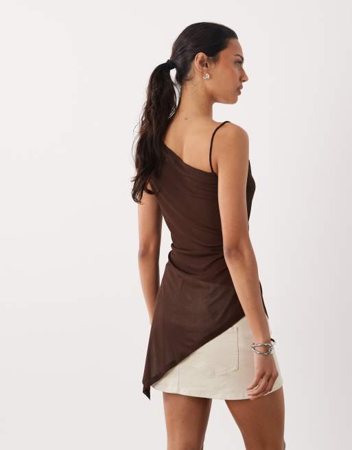 ASOS DESIGN - Chokoladebrun camitop i mesh med longline-design og asymmetrisk snit samt blondekant, 4 af 4