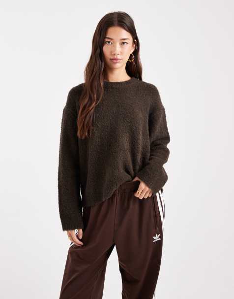 ASOS DESIGN - Chokoladebrun firkantet striktrøje i bouclé med rund hals - view 1