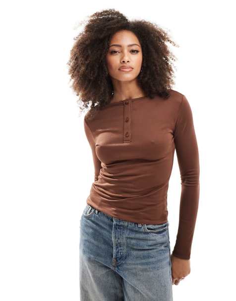 ASOS DESIGN - Chokoladebrun Henley-top i gaze-mesh - view 1