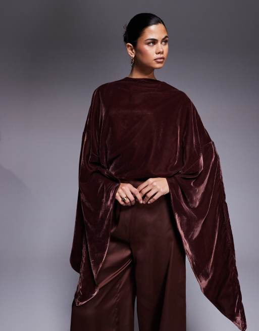 ASOS DESIGN - Chokoladebrun jumpsuit med overdel i velour og vide ben i satin, 4 af 4