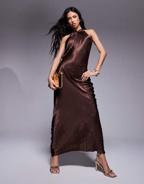 ASOS DESIGN - Chokoladebrun maxikjole i satin med høj halterneck med bindebånd - view 1