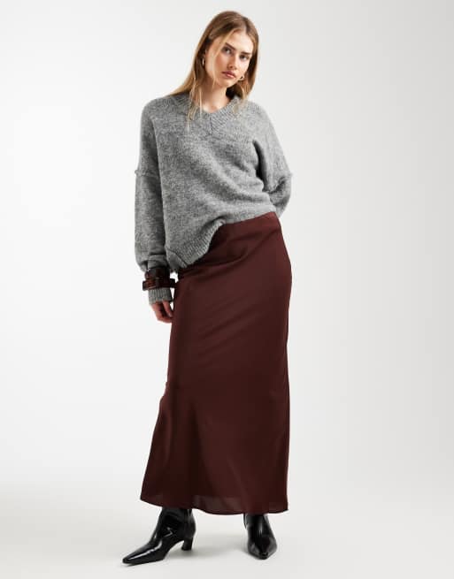 ASOS DESIGN - Chokoladebrun maxinederdel i satin, 4 af 5