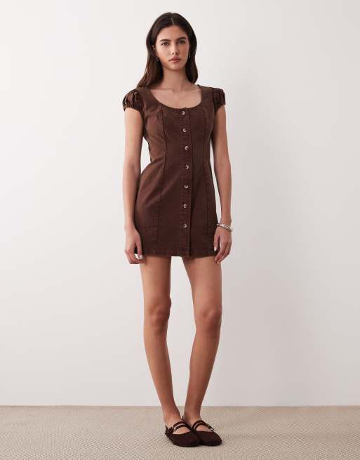 ASOS DESIGN - Chokoladebrun minikjole med dyb rund hals samt knapper og vingeærmer i twill, 2 af 4