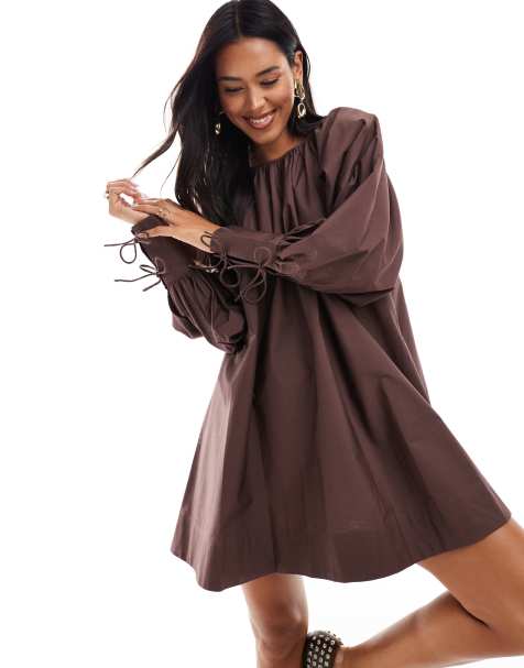 ASOS DESIGN - Chokoladebrun minikjole med dybe manchetærmer - view 1