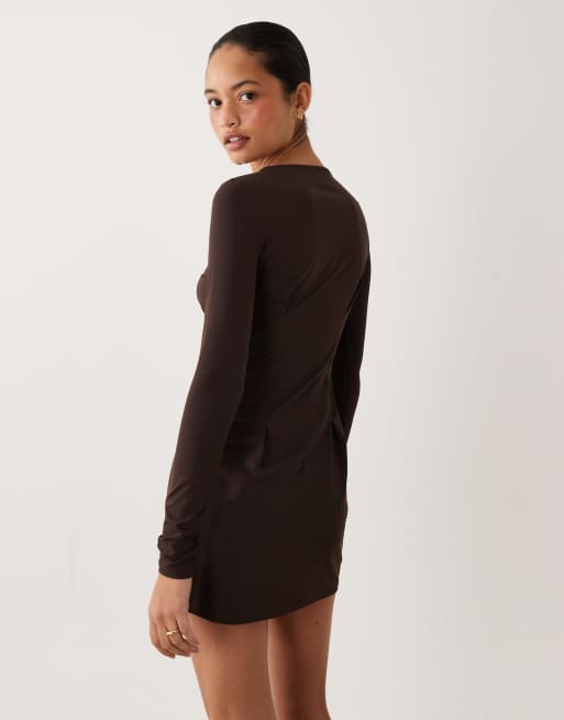 ASOS DESIGN - Chokoladebrun minikjole med lange ærmer og sømdetaljer, 4 af 4