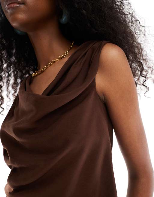 ASOS DESIGN - Chokoladebrun offshoulder-top med draperinger i lyocell - Del af sæt, 2 af 4