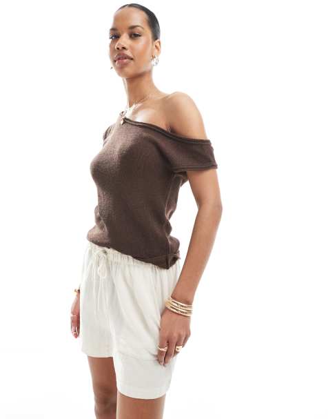 ASOS DESIGN - Chokoladebrun og strikket oneshoulder-top - view 1