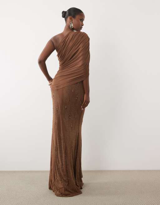 ASOS DESIGN - Chokoladebrun oneshoulder-maxikjole med drapering og udsmykket nederdel, 4 af 4