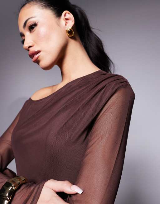ASOS DESIGN - Chokoladebrun, rynket og langærmet midikjole i mesh med lige hals, 4 af 4
