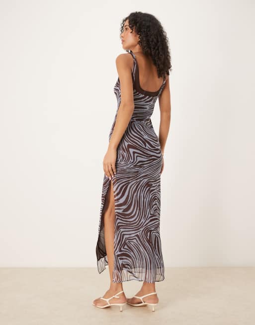 ASOS DESIGN - Chokoladebrun slip-midikjole med dyb rund hals og zebraprint i dobbeltlag, 3 af 4
