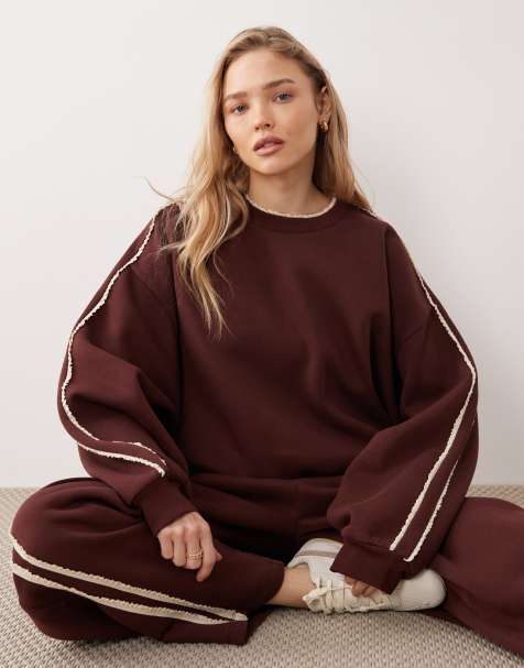 ASOS DESIGN - Chokoladebrun sweatshirt med hæklede blondedetaljer - Del af sæt - view 1