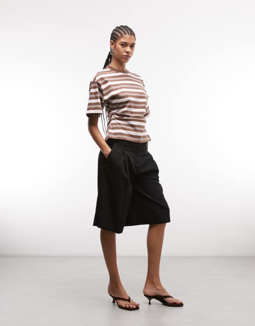 ASOS DESIGN - Chokoladebrun T-shirt med korsettalje og lyserøde striber, 2 af 4