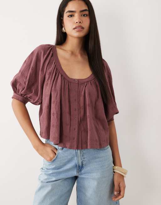 ASOS DESIGN - Chokoladebrun top med knapper og blouson-ærmer samt broderie anglaise, 4 af 4