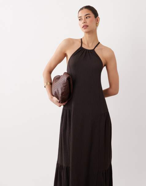 ASOS DESIGN - Chokoladebrun trapez-maxikjole med tekstur og halterneck - view 1