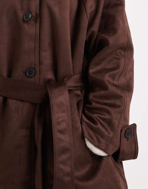 ASOS DESIGN - Chokoladebrun trenchcoat i imiteret ruskind med ståkrave, 4 af 4