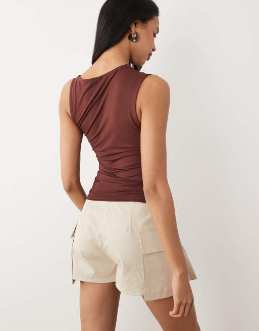 ASOS DESIGN - Chokoladebrun tætsiddende asymmetrisk top, 4 af 4