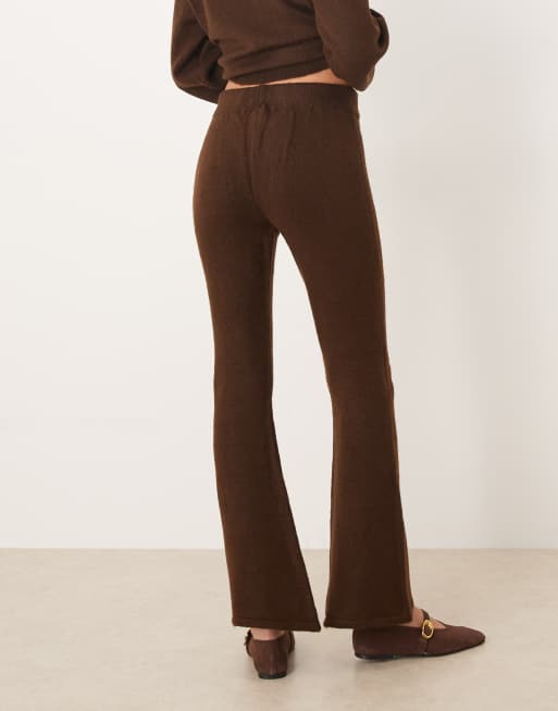 ASOS DESIGN - Chokoladebrune bukser med svaj i fluffy strik - Del af sæt, 3 af 5