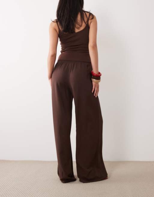 ASOS DESIGN - Chokoladebrune pull-on-bukser med rynket taljebånd, 5 af 5