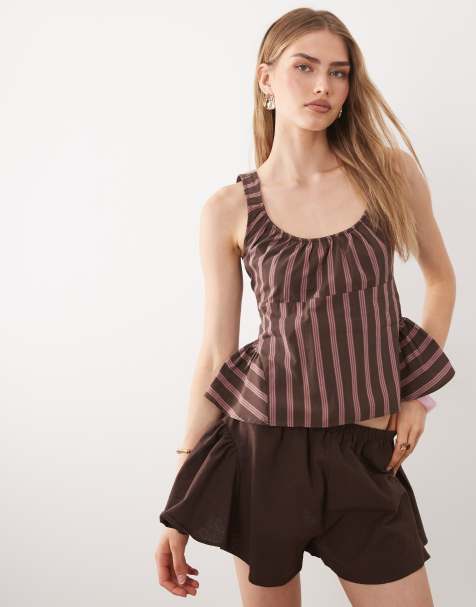 ASOS DESIGN - Chokoladebrunt sæt med top med stropper, indsyning i taljen og striber - view 1