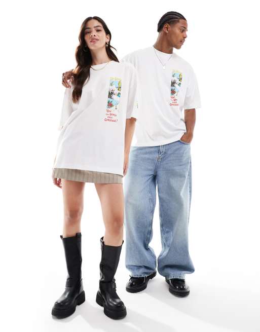 ASOS DESIGN Christmas Oversize T Shirt in WeiB mit Unisex Passform und The Grinch Prints